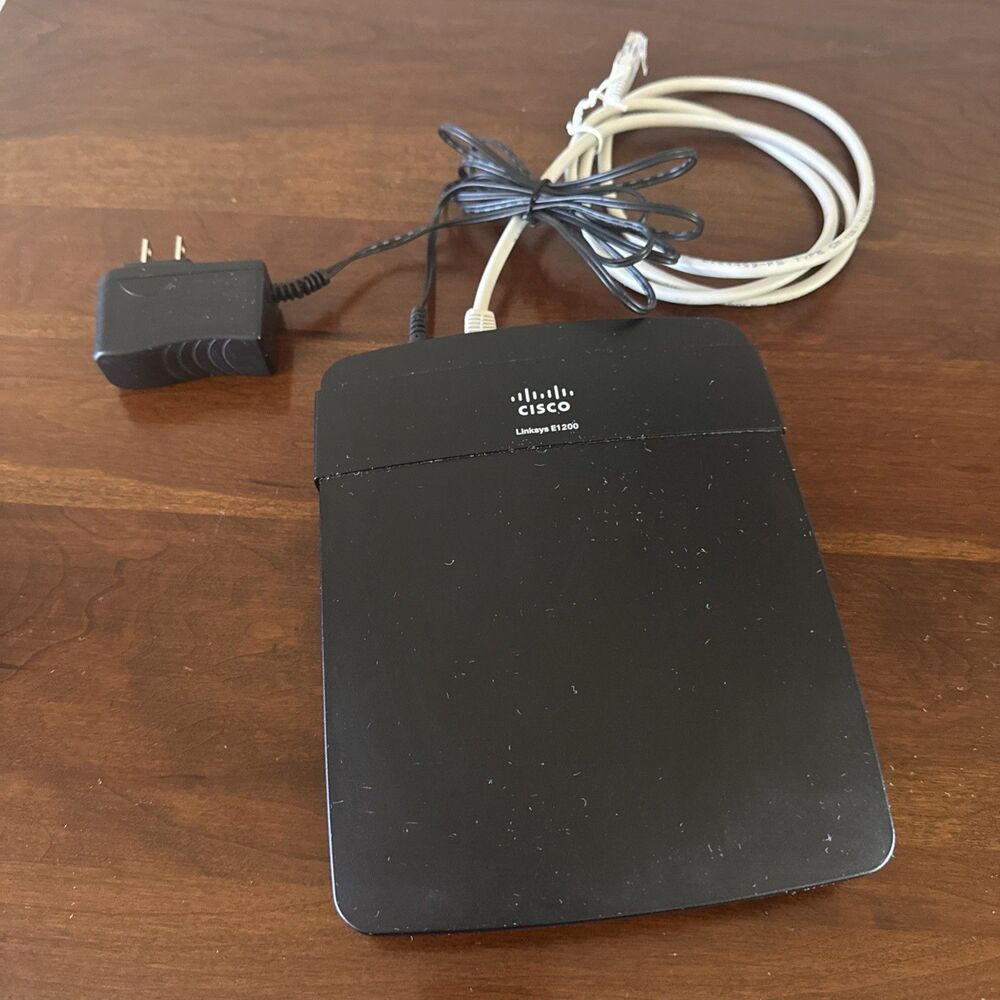 Linksys E1200 300 Mbps 4-Port 10/100 Wireless N Router